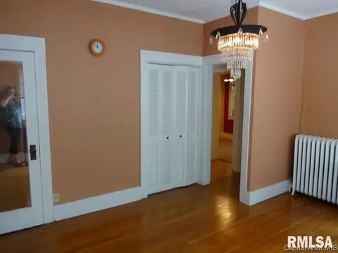 504 S Walnut St, Springfield, IL 62704 photo 9