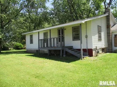 512 E Willard St, Wataga, IL 61488 photo 1