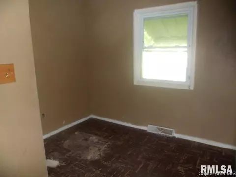 22 Salem Rd, Springfield, IL 62702 photo 8