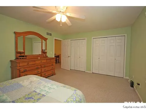 2104 Disar Dr, Springfield, IL 62711 photo 11