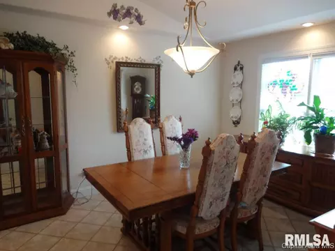 3903 Marryat Dr, Springfield, IL 62711 photo 4
