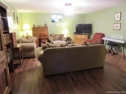 6813 Ninebark Dr, Springfield, IL 62712 photo 18