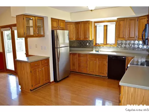 6321 Brent Dr, Springfield, IL 62712 photo 7