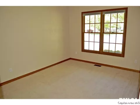 6321 Brent Dr, Springfield, IL 62712 photo 9