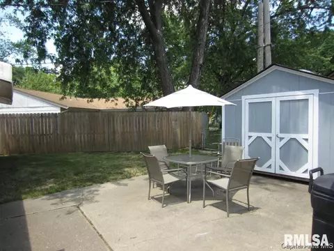113 Dawn, Springfield, IL 62702 photo 9