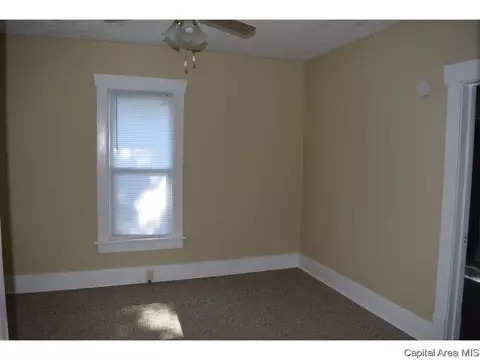2120 E Lawrence, Springfield, IL 62703 photo 3
