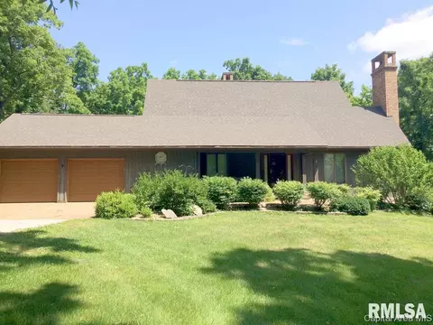 607 E 2650 North Rd, Rochester, IL 62563 photo 1