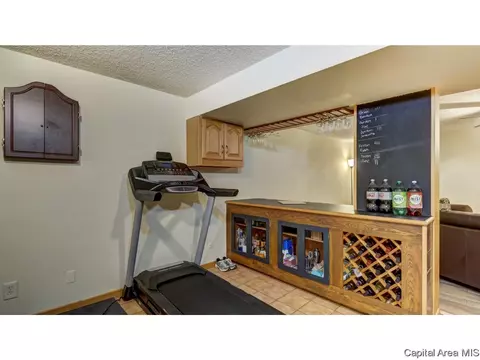 906 Roanoke Dr, Springfield, IL 62702 photo 28