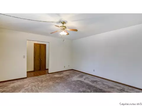 235 Nottingham Rd, Springfield, IL 62704 photo 9