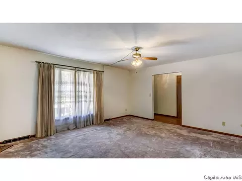 235 Nottingham Rd, Springfield, IL 62704 photo 11