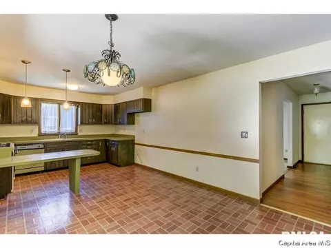 235 Nottingham Rd, Springfield, IL 62704 photo 16