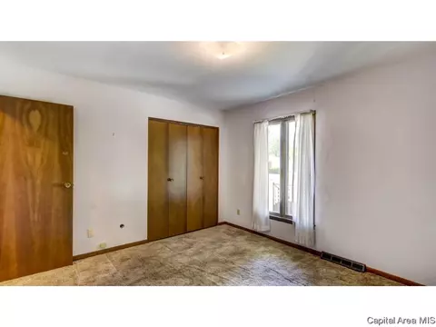 235 Nottingham Rd, Springfield, IL 62704 photo 21