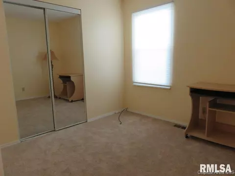 204 Glasgow Dr, Springfield, IL 62702 photo 17