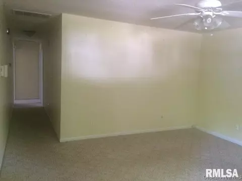 2529 Burton Dr, Springfield, IL 62703 photo 4