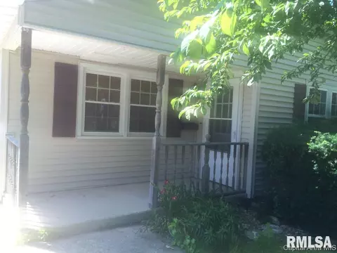 2529 Burton Dr, Springfield, IL 62703 photo 2