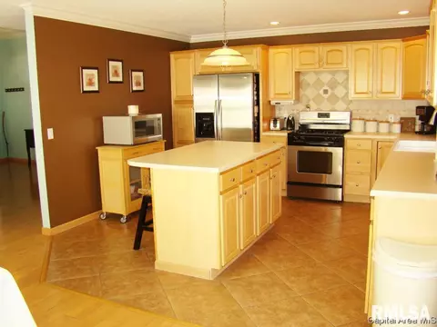 5401 Turnstone Rd, Springfield, IL 62711 photo 7