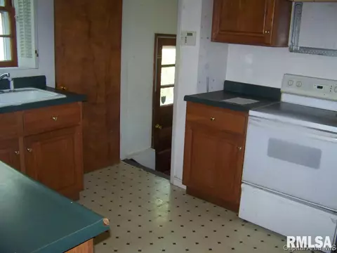 1935 S Park Ave, Springfield, IL 62704 photo 7