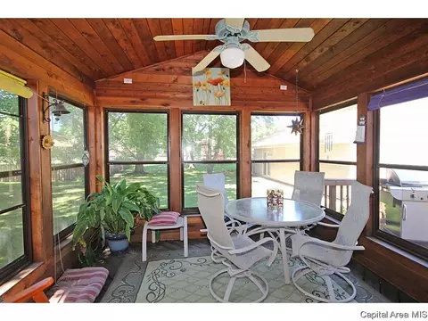 413 Barons Rd, Springfield, IL 62704 photo 9