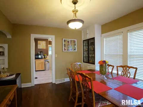 2401 S 7th St, Springfield, IL 62703 photo 15