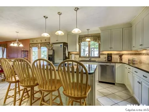 1716 Windycrest Dr, Springfield, IL 62704 photo 13