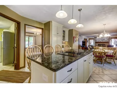 1716 Windycrest Dr, Springfield, IL 62704 photo 15