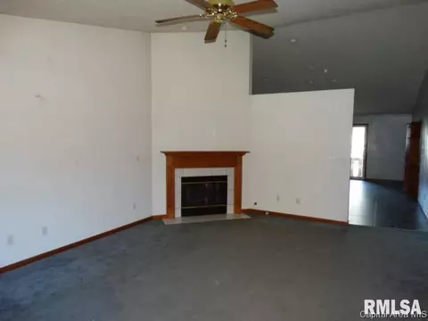 2810 Cronin Dr, Springfield, IL 62711 photo 12