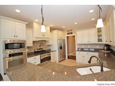 2701 Drennan Pl, Springfield, IL 62711 photo 8