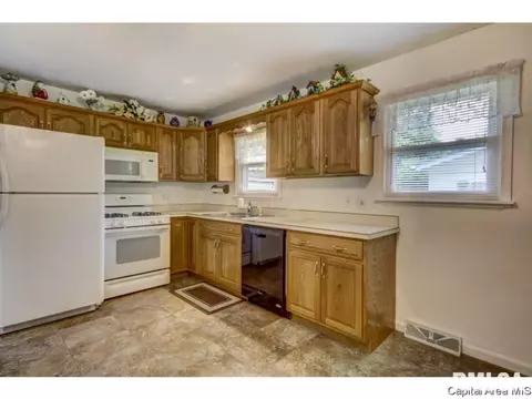 2560 Sandgate Rd, Springfield, IL 62702 photo 8
