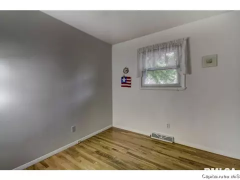 2560 Sandgate Rd, Springfield, IL 62702 photo 17