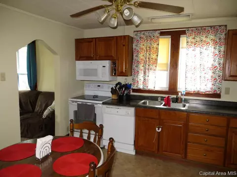3341 S 1st St, Springfield, IL 62703 photo 9