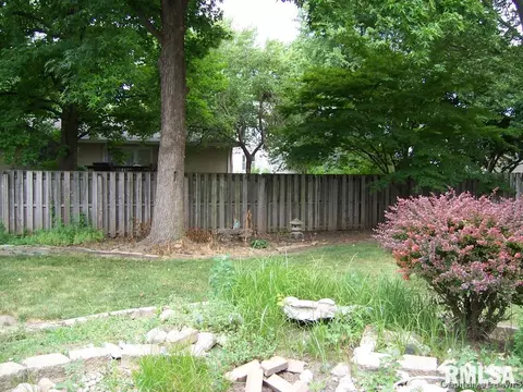 1209 Wickford, Springfield, IL 62704 photo 15