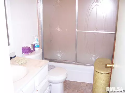 1209 Wickford, Springfield, IL 62704 photo 6