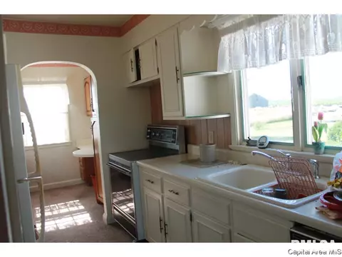2221 140th Street St, Cameron, IL 61423 photo 12