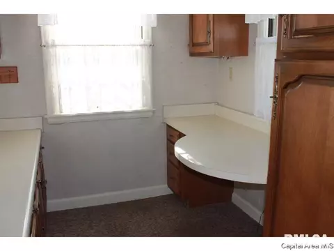 2221 140th Street St, Cameron, IL 61423 photo 10