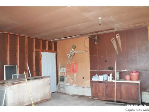 2221 140th Street St, Cameron, IL 61423 photo 31