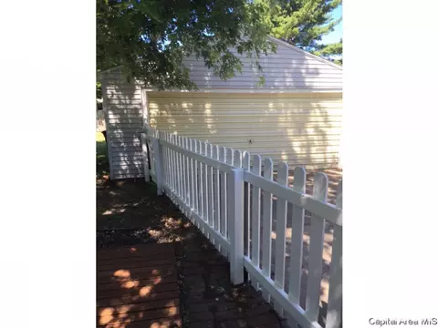 2905 Arlington Dr, Springfield, IL 62704 photo 13