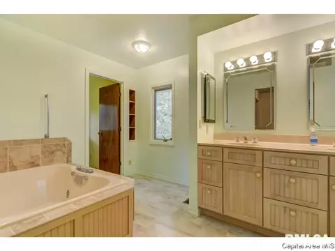 2130 Cardinal Dr, Springfield, IL 62704 photo 24