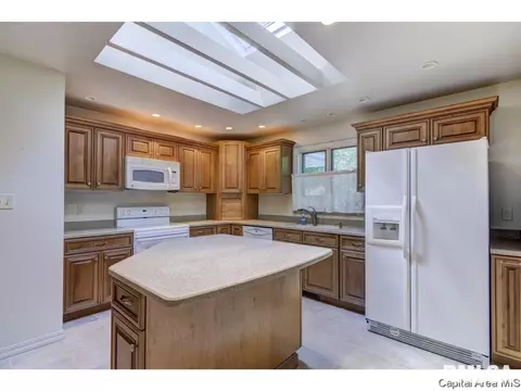 2130 Cardinal Dr, Springfield, IL 62704 photo 15