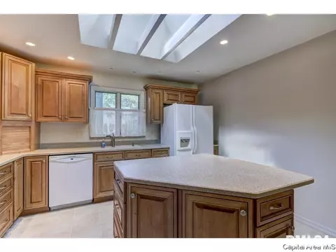 2130 Cardinal Dr, Springfield, IL 62704 photo 16