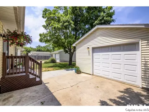 2925 E Griffiths, Springfield, IL 62702 photo 27
