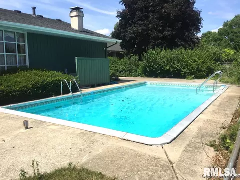 2512 Manchester, Springfield, IL 62704 photo 5