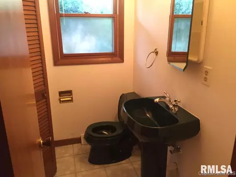 2512 Manchester, Springfield, IL 62704 photo 25