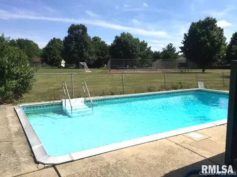 2512 Manchester, Springfield, IL 62704 photo 6