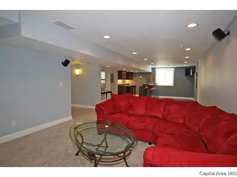 2000 Stonehaven, Chatham, IL 62629 photo 27