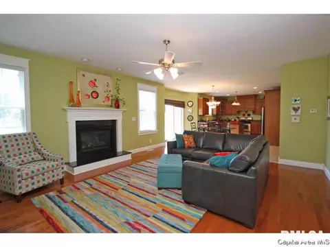 2000 Stonehaven, Chatham, IL 62629 photo 3