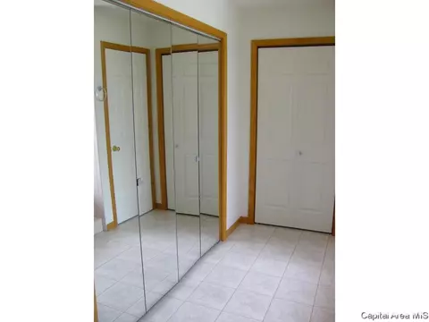 8025 W Outer Rd, Sherman, IL 62684 photo 13