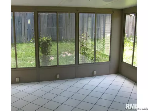 8025 W Outer Rd, Sherman, IL 62684 photo 16