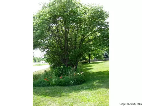 8025 W Outer Rd, Sherman, IL 62684 photo 26