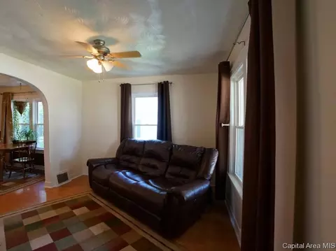 1512 S 7th St, Springfield, IL 62703 photo 6