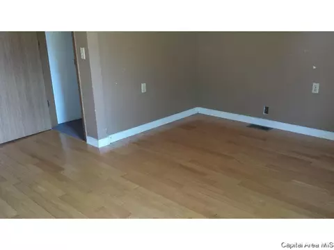 301 S 7th St, Benld, IL 62009 photo 12